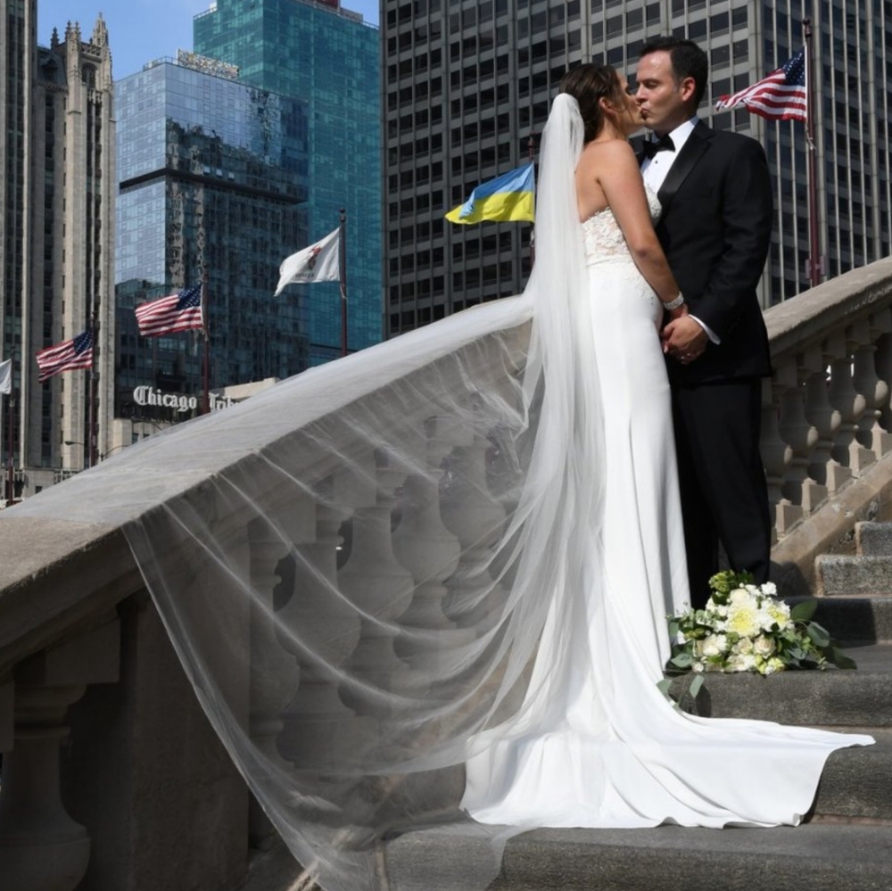 Elegant White Wedding veil with Long Train